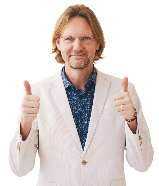 Martin van Webmaat met duimen omhoog